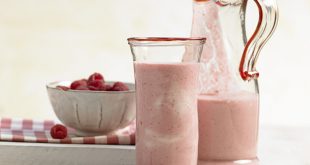 Recette smoothie aux framboises avec yaourt, avoine et miel